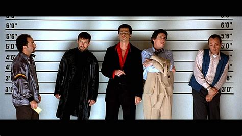 Usual Suspects - 범죄와 진실 사이의 미묘한 추리극!